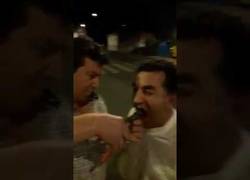 Enlace a Este gallego pide que le arranquen un diente en plena calle, se equivocan y siguen quitándole más di