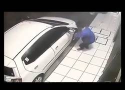 Enlace a El retrovisor invencible