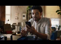 Enlace a Samsung humilla a Apple con esta comparativa entre sus móviles y los iPhones