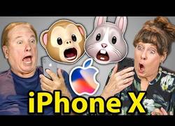 Enlace a Esta gente alucina al ver como funcionan los animojis del iPhone X
