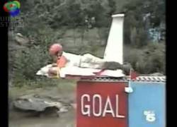 Enlace a Así llegó Humor Amarillo a España en los años 90