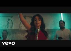 Enlace a Havana, con Camila Cabello