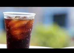 Enlace a Algunas de las peores bebidas energéticas con efectos colaterales dañinos que quizás no imaginabas
