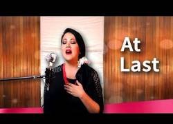 Enlace a Me enamoré la forma como canta At Last de Beyonce y Etta James