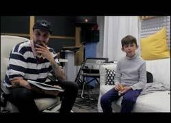 Enlace a El rapero Tote King entrevista al hijo del gran David Bravo