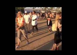 Enlace a No eres nadie en Coachella si no te estás sacando una foto