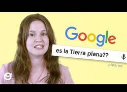 Enlace a Una científica espacial responde preguntas de Google del espacio