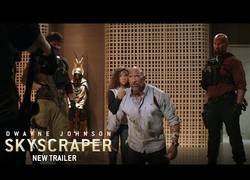 Enlace a Otro avance de Skyscraper, la nueva película protagonizada por Dwayne Johnson