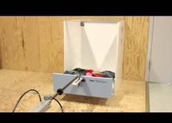 Enlace a El curioso laboratorio donde IKEA prueba sus productos antes de salir al mercado