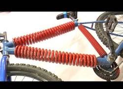 Enlace a Cambiando el cuadro convencional de una bici por uno de muelles