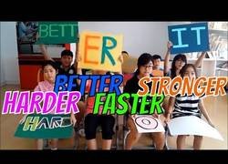 Enlace a Niños coreanos haciendo cosas de niños coreanos