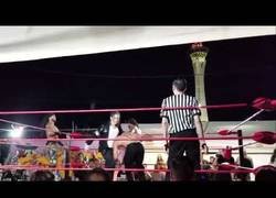 Enlace a Michael Jackson ha vuelto a la vida para dedicarse a la lucha libre