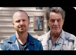Enlace a Aaron Paul descubre que Bryan Cranston lleva meses viviendo en la caravana de Breaking Bad [Inglés]