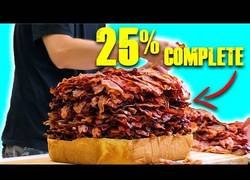Enlace a Cocinando la hamburguesa de las 1000 tiras de bacon