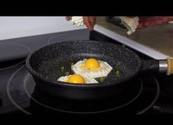 Enlace a Cocinando un delicioso desayuno con piezas de LEGO