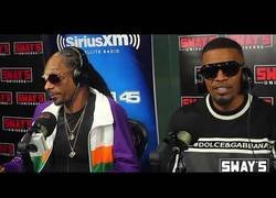 Enlace a Le piden a Snoop Dogg un freestyle y termina haciendo una canción