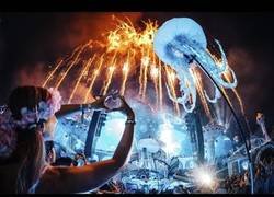 Enlace a La película del Tomorrowland 2018 que nos deja un resumen de este espectacular festival