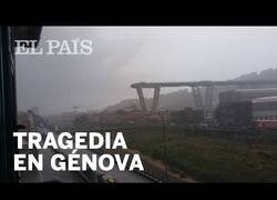 Enlace a Se derrumba un gran puente de una autopista en Italia