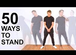 Enlace a 50 formas diferentes en la que quedarse de pie esperando