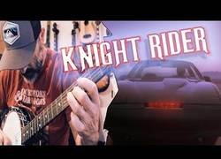 Enlace a Interpretan la banda sonora del Coche Fantástico con un Banjo