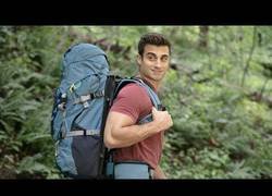 Enlace a Se llama HoverGlide y es la mochila flotante que pretende revolucionar el mercado mundial