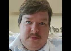 Enlace a Un guarda de seguridad se graba todos sus pedos durante 6 meses en el puesto de trabajo