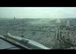 Enlace a El funcionamiento desde dentro un Airbus comercial