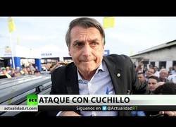 Enlace a Apuñalan en Brasil al candidato presidencial Jair Bolsonaro