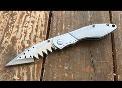 Enlace a La review del peor cuchillo jamás creado [Inglés]