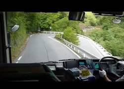 Enlace a Con todos ustedes el rey de los autobuseros