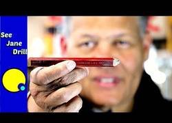 Enlace a Secreto desvelado: el motivo por el que los lápices de los carpinteros es plano