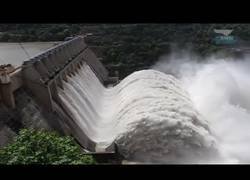 Enlace a Si siempre has querido ver una presa de agua abierta, mira este video 