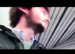 Enlace a Willy Toledo vs pijos-fachas