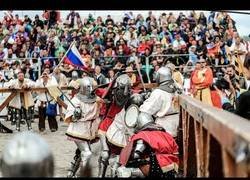 Enlace a Parece ser que las batallas medievales siguen estando de moda