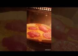 Enlace a El salami sigue vivo en el horno