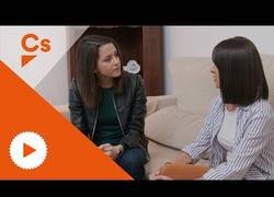 Enlace a Inés Arrimadas se convierte en gaditana en este video