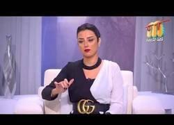 Enlace a Remix de esta chica hablando. Suficiente internet por hoy.