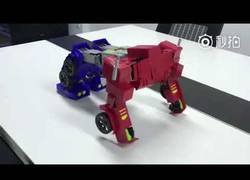 Enlace a Juguete Transformers hecho en China