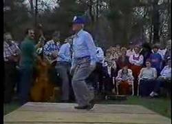 Enlace a Esto es lo que pasa cuando pones hip-hop en un video de gente que baila country