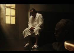 Enlace a Silvio, trailer sobre la película basada en el expresidente italiano