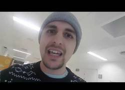 Enlace a El gran lío del año protagonizado por Dalas y Miare junto con su familia