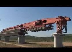 Enlace a Tecnología china para construir puentes