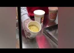 Enlace a ¿Cómo se hacen los fideos envasados?