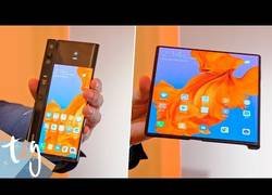 Enlace a El Huawei Mate X presentado en el Mobile World Congress que es plegable y todo el mundo está alucinando