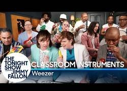 Enlace a Jimmy Fallon, Weezer & The Roots se juntan para cantar la mítica 