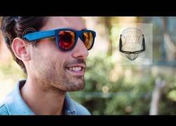 Enlace a Inventan unas gafas de sol para escuchar música sin auriculares