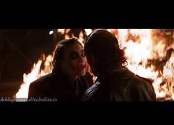 Enlace a Y tras el incendio a Notre Dame salen muchos así