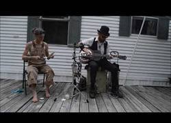 Enlace a Música sureña con cucharas