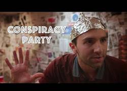 Enlace a Fiesta conspiranoica [ENG]