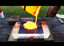 Enlace a Lava vs hielo seco